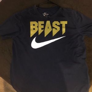 Men’s Nike shirt